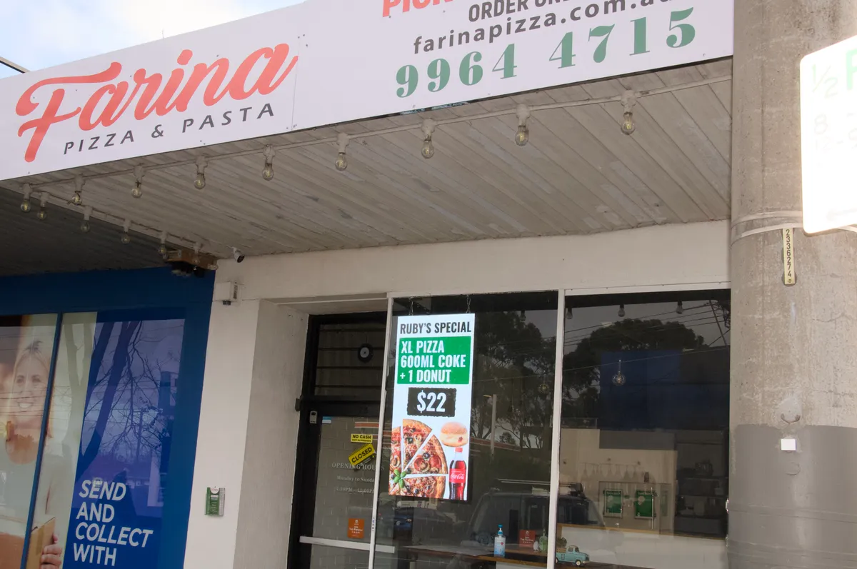 Farina Pizza & Pasta Mount Waverley LED DISPLAY Digital Menuboards
