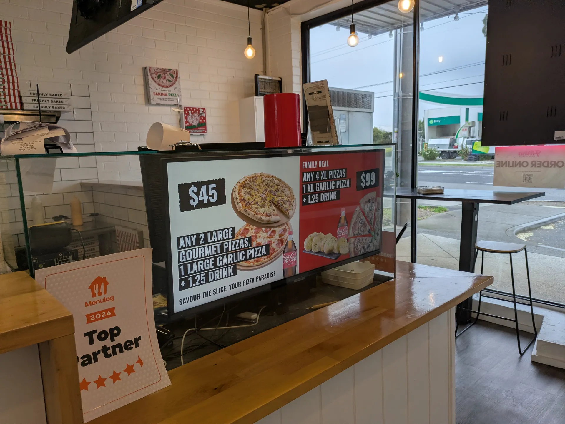 Farina Pizza & Pasta Digital Menu Board Family Deal Promotion Display