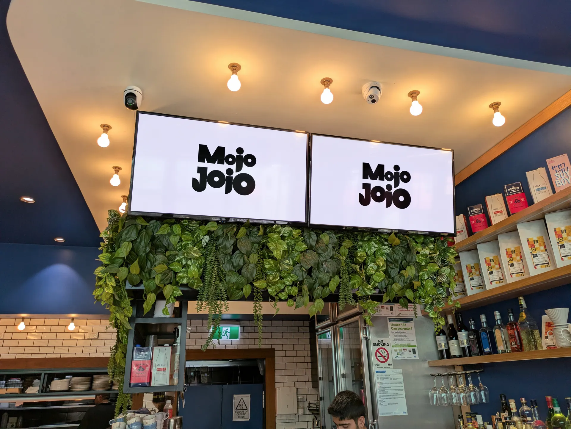 Mojo Jojo Cafe Docklands Digital Signage Menu Display Melbourne